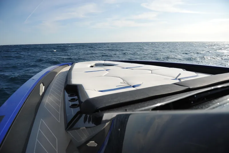 Lamborghini L63 Yacht Photos Pics 