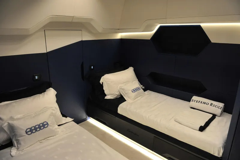 Lamborghini L63 Yacht Photos Pics 