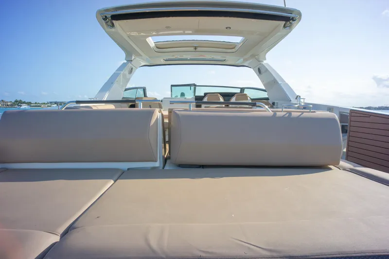  Yacht Photos Pics 2018 Sea Ray SLX 400 luxury boat with spacious seating and sleek design.