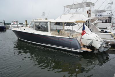 Yacht