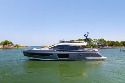 Azimut S7