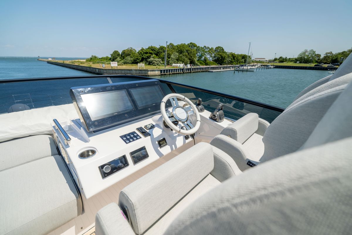 2024 Azimut 70 