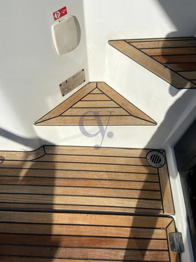 F Yacht Photos Pics 
