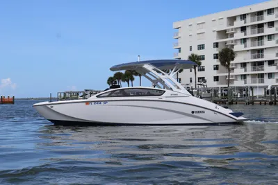 Yamaha Boats 275 SD
