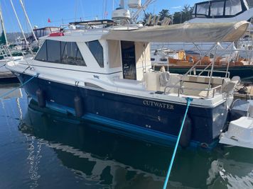 2017 Cutwater 28