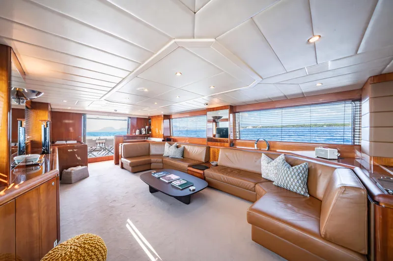 Moonraker II Yacht Photos Pics 