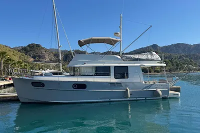 Beneteau Swift Trawler 44