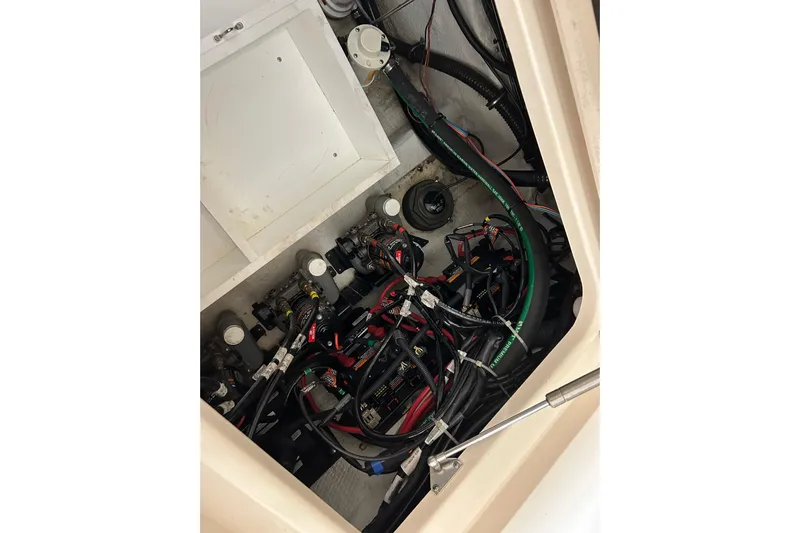  Yacht Photos Pics 2019 Grady-White Canyon 336 boat wiring and electrical components.