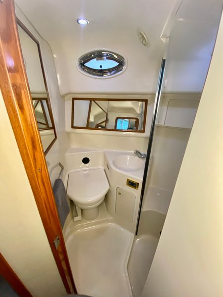 2000 Sea Ray 420 Aft Cabin