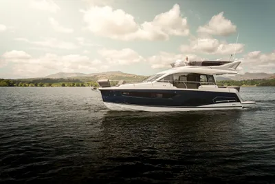 Sealine F430