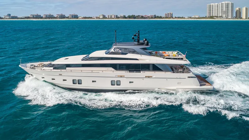 Xwave Yacht Photos Pics 