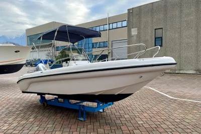 2017 Ranieri Voyager