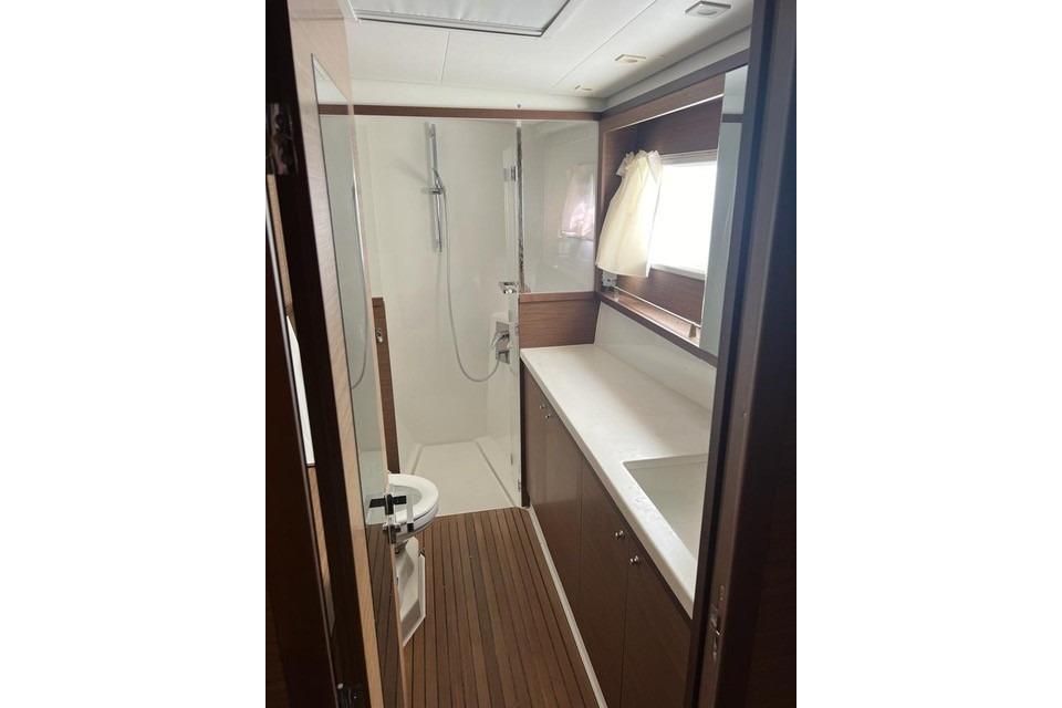 2018 Lagoon 45 