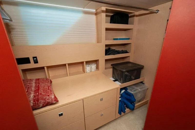 Charlotte Yacht Photos Pics 2019 Cruisers Yachts 60 Cantius- After Five