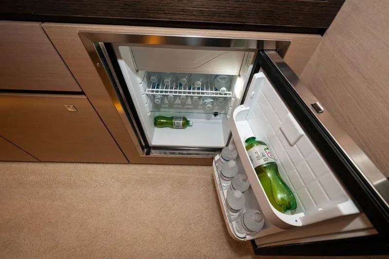 Charlotte Yacht Photos Pics 2019 Cruisers Yachts 60 Cantius- After Five