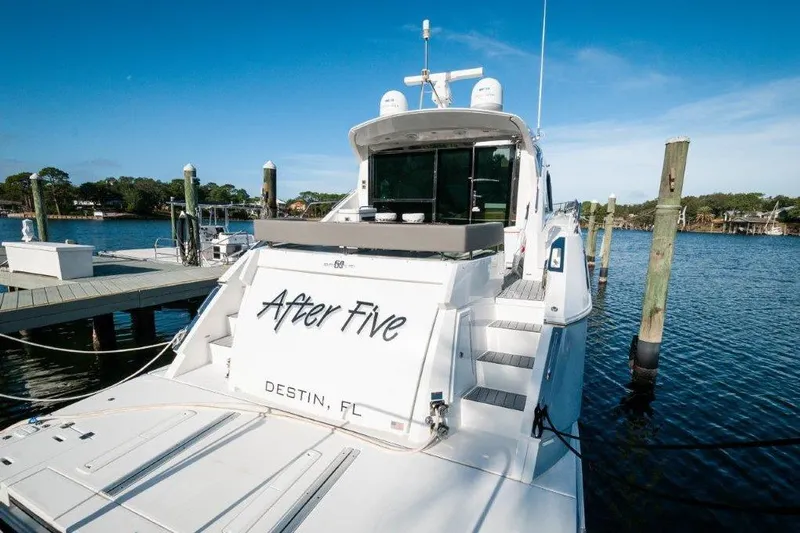 Charlotte Yacht Photos Pics 2019 Cruisers Yachts 60 Cantius- After Five