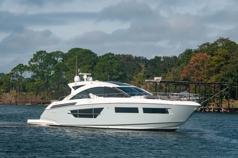 Charlotte Yacht Photos Pics 2019 Cruisers Yachts 60 Cantius- After Five