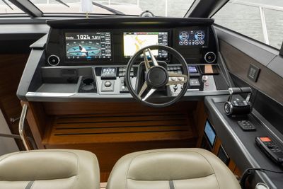 Yacht