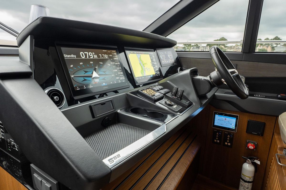2021 Princess 62 