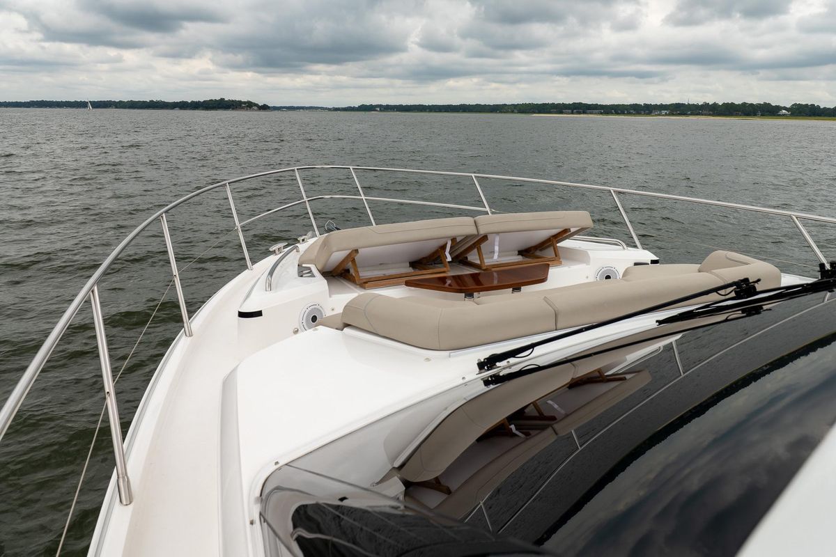 2021 Princess 62 
