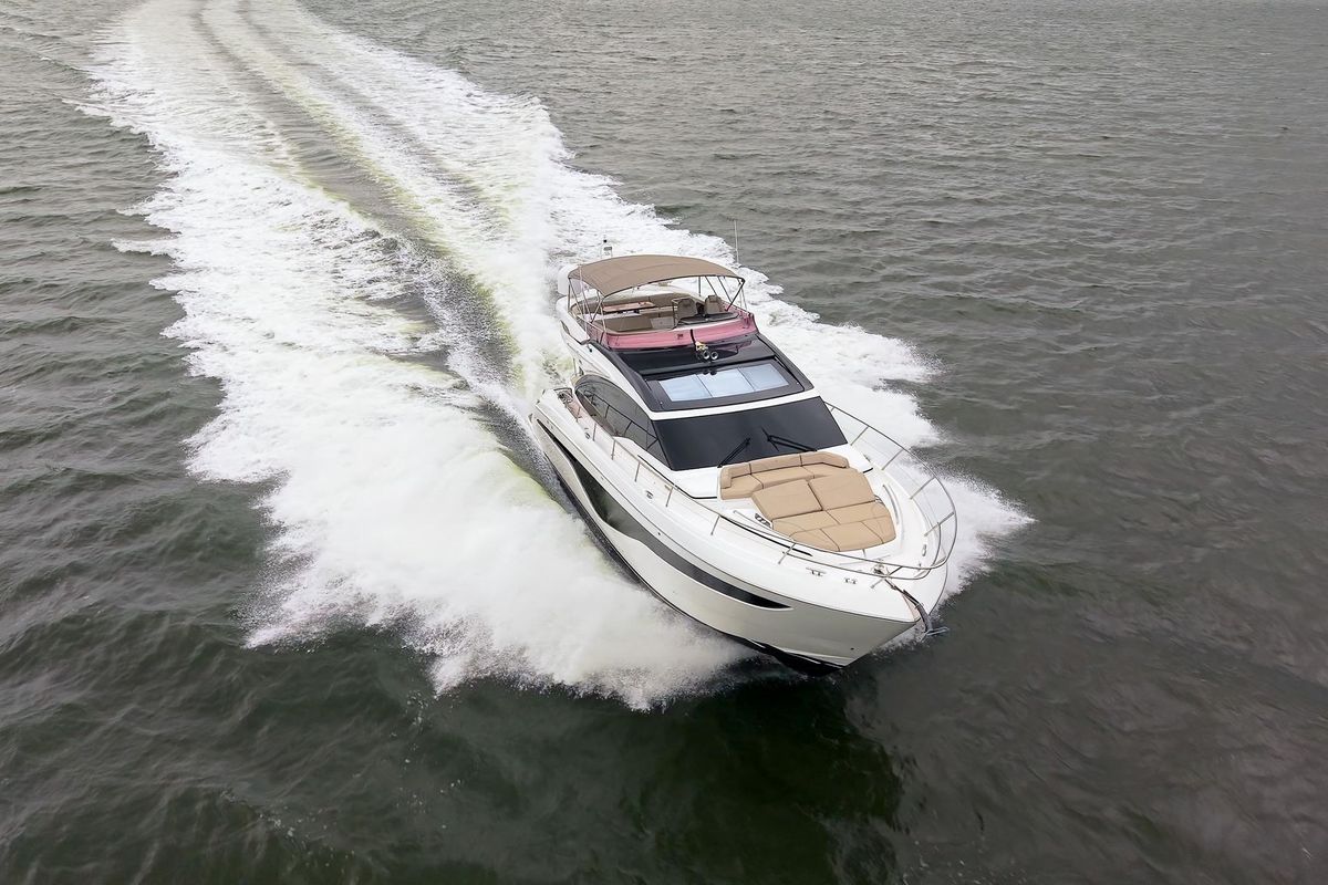 2021 Princess 62 