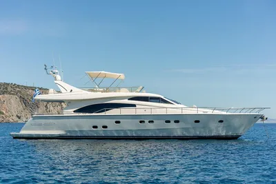 1999 Ferretti Yachts 68