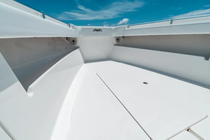  Yacht Photos Pics 2020 Invincible 39 Open Fisherman boat deck under clear blue sky.