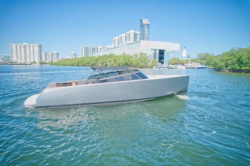 River Max Yacht Photos Pics 