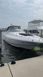 Cruisers Yachts 440 Express Cruiser
