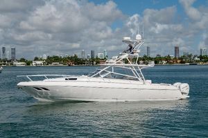 2018 43' Intrepid-430 Sport Yacht Miami Beach, FL, US