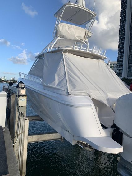 2018-43-intrepid-430-sport-yacht