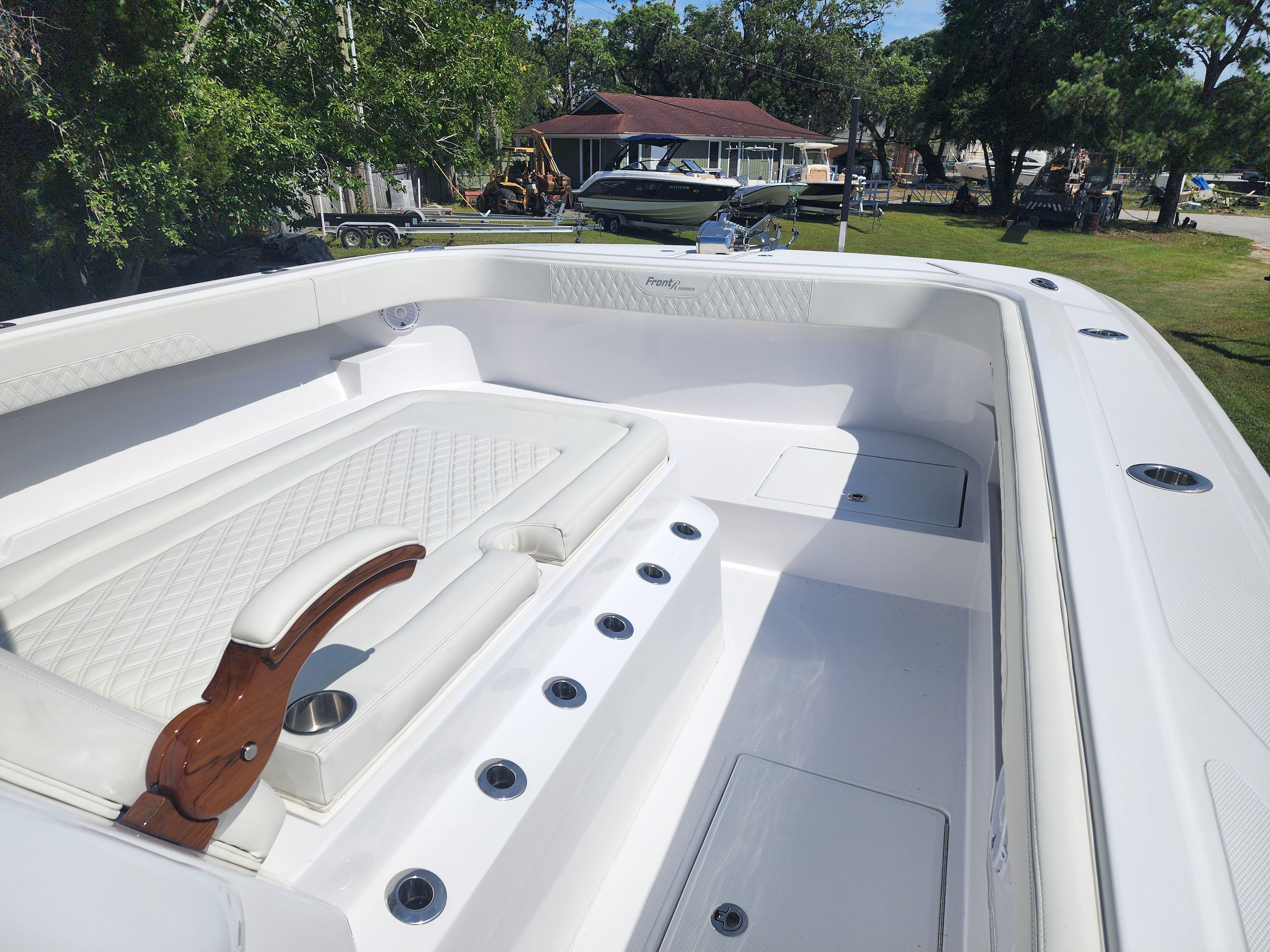 2024 Front Runner 37 Catamaran Center Console for sale - YachtWorld