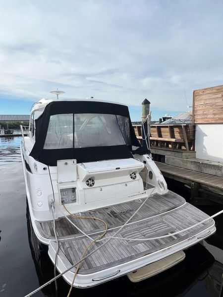 2019 Sea Ray Sundancer 350 Coupe