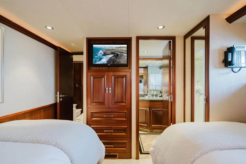 Seaquinn Yacht Photos Pics 