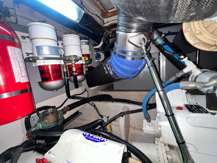 Why Knot Yacht Photos Pics 