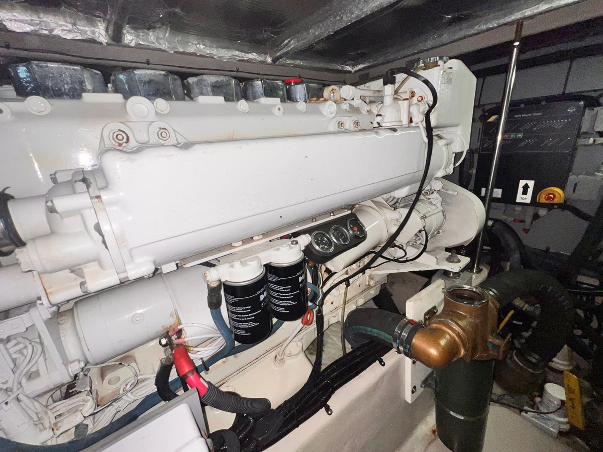 2003 Sea Ray 48 