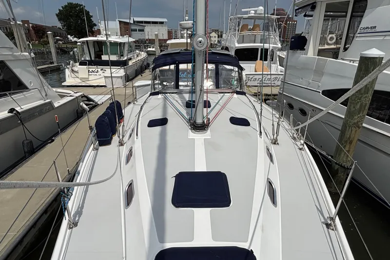  Yacht Photos Pics 2006 Catalina 42 MkII sailboat docked at marina.