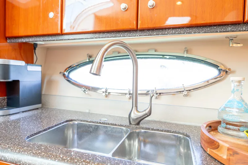 Baja 22 With Dry Storage In Cabo San Lucas Yacht Photos Pics 