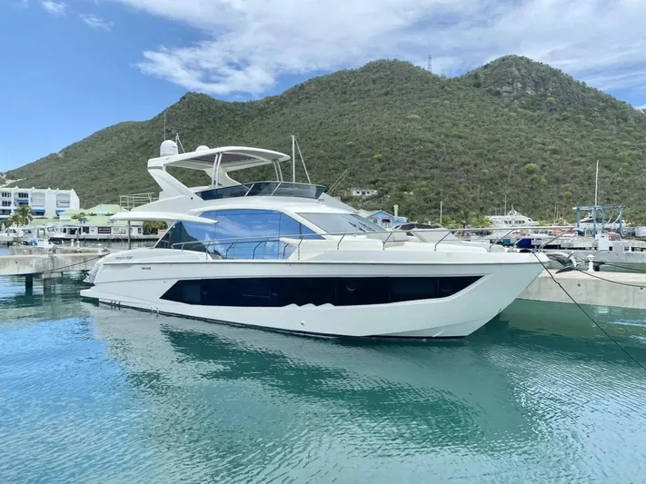 Sunshine Yacht Photos Pics 2019-Absolute-62-FLY