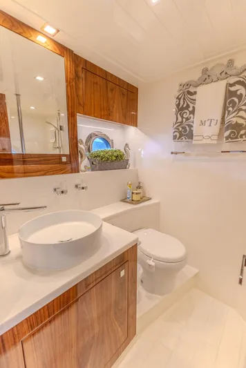 Megnificent Yacht Photos Pics 