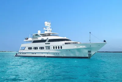 Feadship 140 Tri-Deck