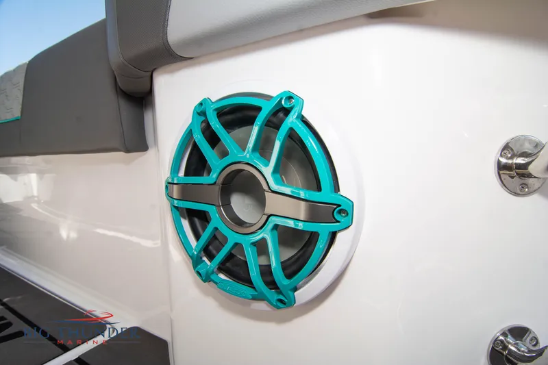  Yacht Photos Pics Speaker on a 2022 Fountain 32 NX boat.