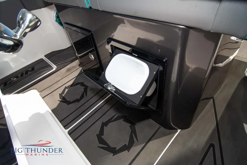  Yacht Photos Pics Interior of 2022 Fountain 32 NX with stylish design.