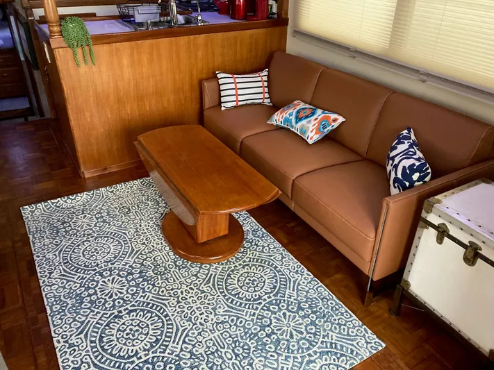 Papillon Yacht Photos Pics 