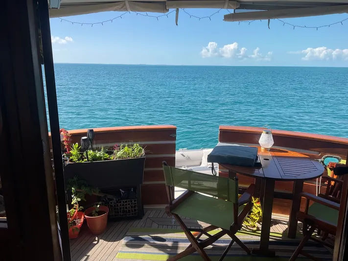 Papillon Yacht Photos Pics 