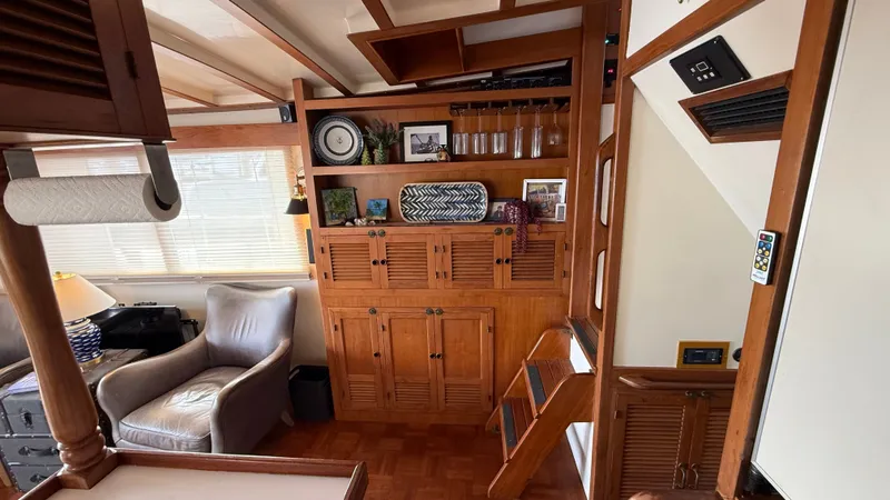 Papillon Yacht Photos Pics 