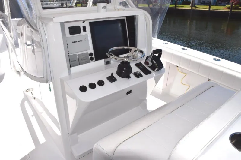 Lion's Share Yacht Photos Pics Panel cover slides down to disappear when open