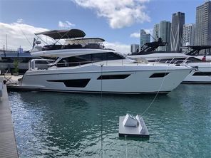 Ferretti Yachts 500