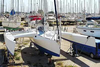 2002 Custom TRIMARAN PULSAR 33