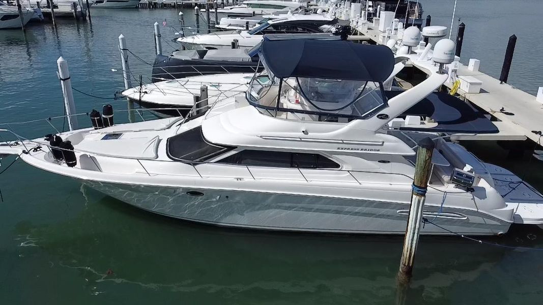 2004 Sea Ray 450 Express Bridge